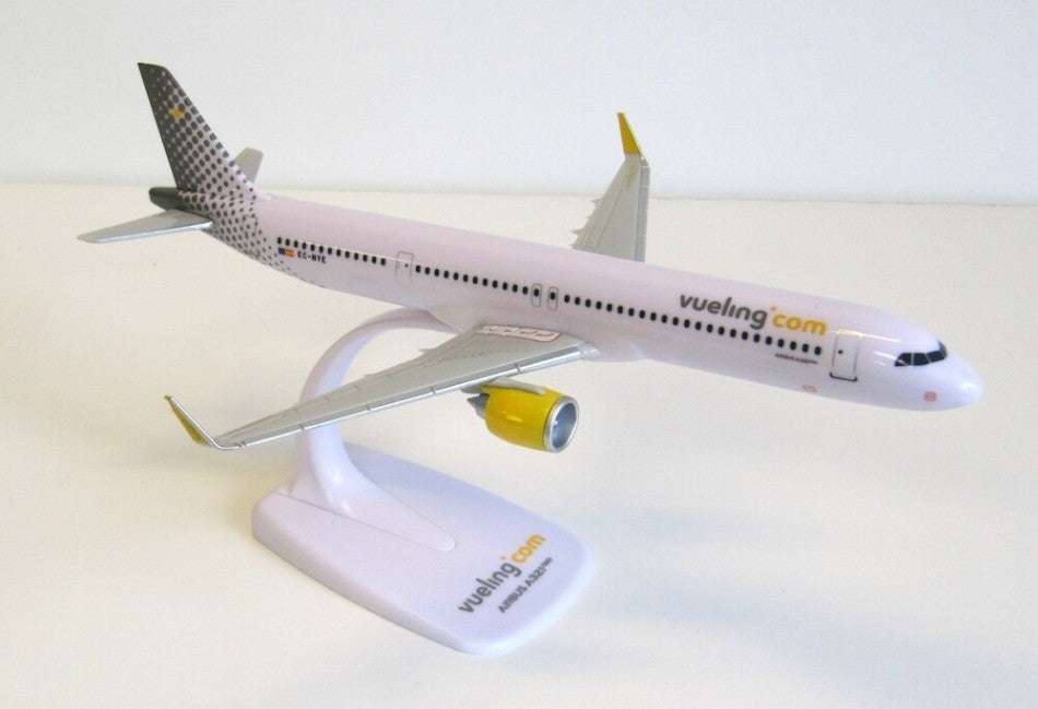AIRBUS A321 neo VUELING 1:200 - Produttori Vari - PPC224790