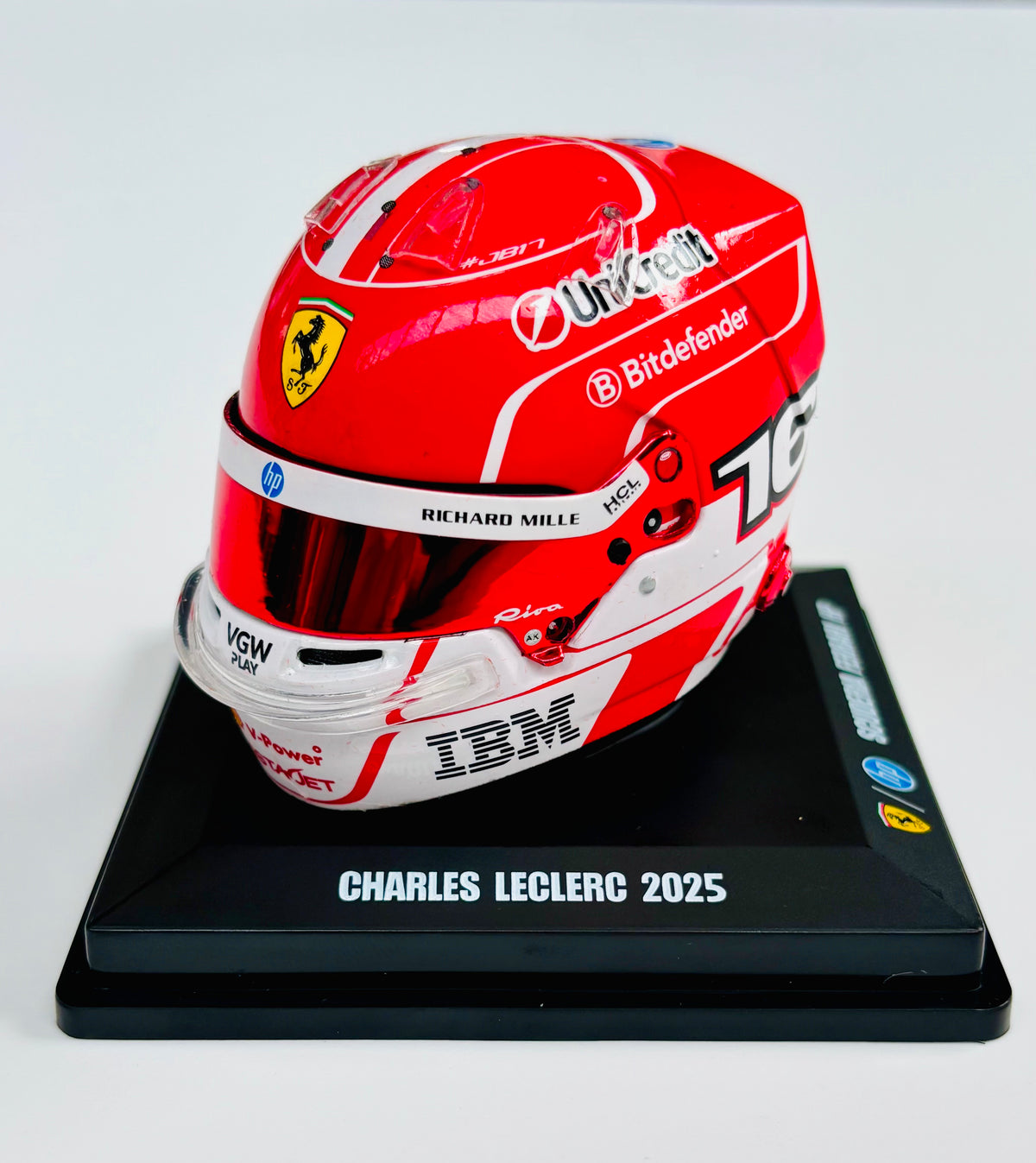 Charles Leclerc (2025) 1:5 - Helmet LSHEL009 - Looksmart