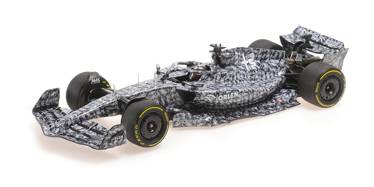 ALFA ROMEO C42 GUANYU ZHOU TESTING BARCELONA 2022 - 1/18 - Minichamps