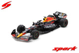 Red Bull - F1 RB18 Team Oracle Red Bull Racing n.1 (2022) 1:12 - Winner Suzuka Japan GP - Max Verstappen - With n.1 and Pit Board - Spark