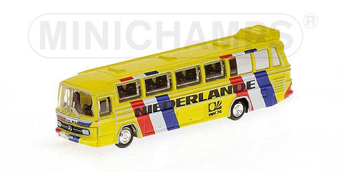 BUS MERCEDES BENZ O302 NAZIONALE NIEDERLANDE 1974 - 1/160 - Minichamps