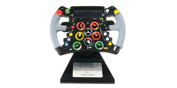 Volante - Mercedes AMG W03 (2012) 1:2 - Michael Schumacher - Minichamps