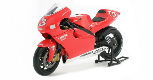 YAMAHA YZR 500 MOTOMONDIALE 2001 TEAM MARLBORO MAX BIAGGI - 1/12 - Minichamps
