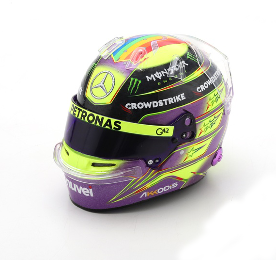 Lewis Hamilton - Helmet 1:5 (2023) - Spark