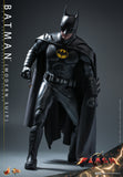 Batman (Modern Batsuit) 1/6 - The Flash - Hot Toys