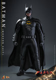 Batman (Modern Batsuit) 1/6 - The Flash - Hot Toys