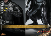 Batman (Modern Batsuit) 1/6 - The Flash - Hot Toys