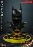 Batman (Modern Batsuit) 1/6 - The Flash - Hot Toys