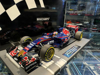 Toro Rosso - STR10 n°33 (2015) 1:18 - Max Verstappen - Minichamps