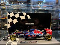 Toro Rosso - STR10 n°33 (2015) 1:18 - Max Verstappen - Minichamps