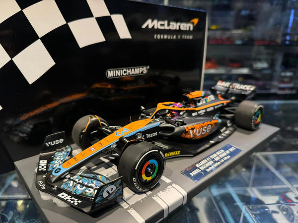 McLaren - MCL36 n.3 - 1:18 (2022) - Abu Dabhi GP - Daniel RIcciardo - Minichamps