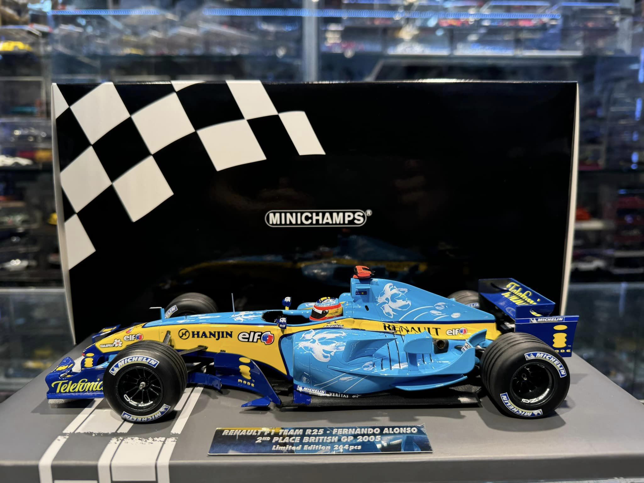 Renault - F1 R25 (2005) 1:18 - Winner British GP - F. Alonso