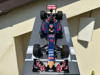 Toro Rosso - STR10 n°33 (2015) 1:18 - Max Verstappen - Minichamps