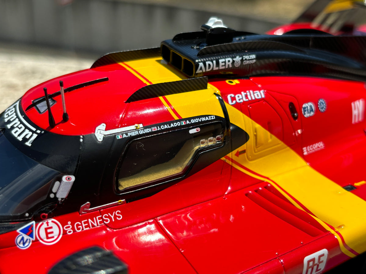 Ferrari - 499P Hypercar (2023) N*51 Winner Le Mans 1:18 - Plexi Case - Looksmart