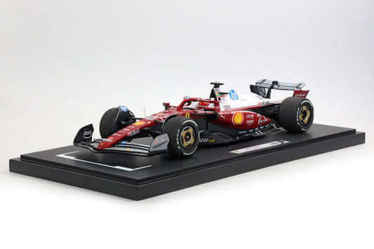 FERRARI SF25 MONZA LIVERY - 50 ANNI DALLA VITTORIA MONDIALE DI LAUDA AUTO N.16 LECLERC 1:12 - BBR Models - BBR1227D16