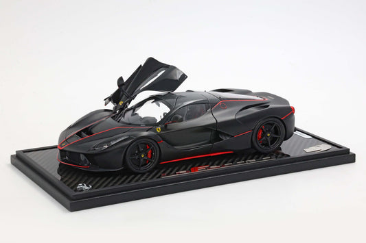 FERRARI LAFERRARI MATT BLACK WITH RED STRIPES FERNANDO ALONSO BASE CARBONIO - VETRINA INCLUSA 1:18 - BBR Models - BBR182239A