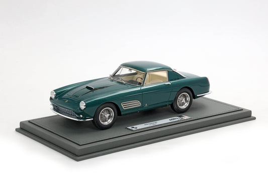 FERRARI 410 SUPERAMERICA SERIE III SN 1477 SA VERDE PINO METALLIZZATO 1:18 - BBR Models - BBR1865E