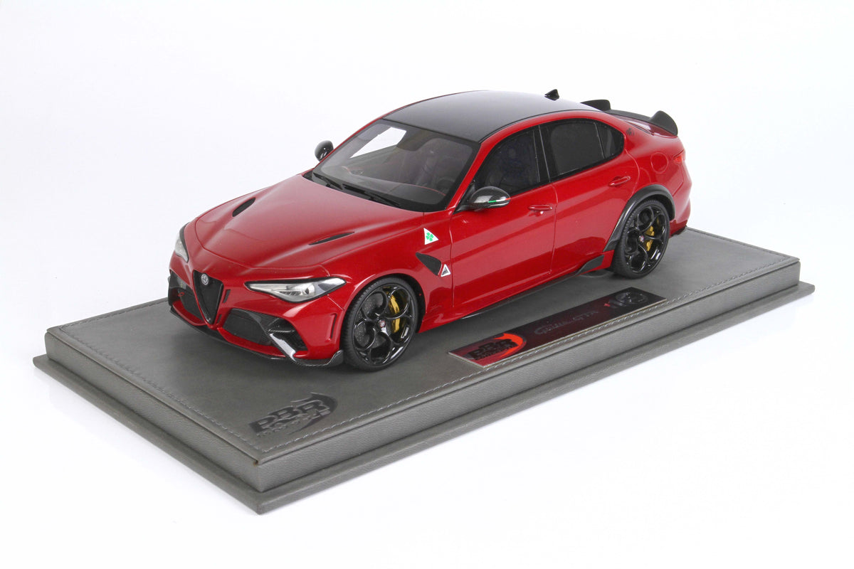 ALFA ROMEO GIULIA GTA ROSSO GTA BRAKES GOLD BLACK SEAT BELTS 1:18 - BBR Models - BBRC1851-21