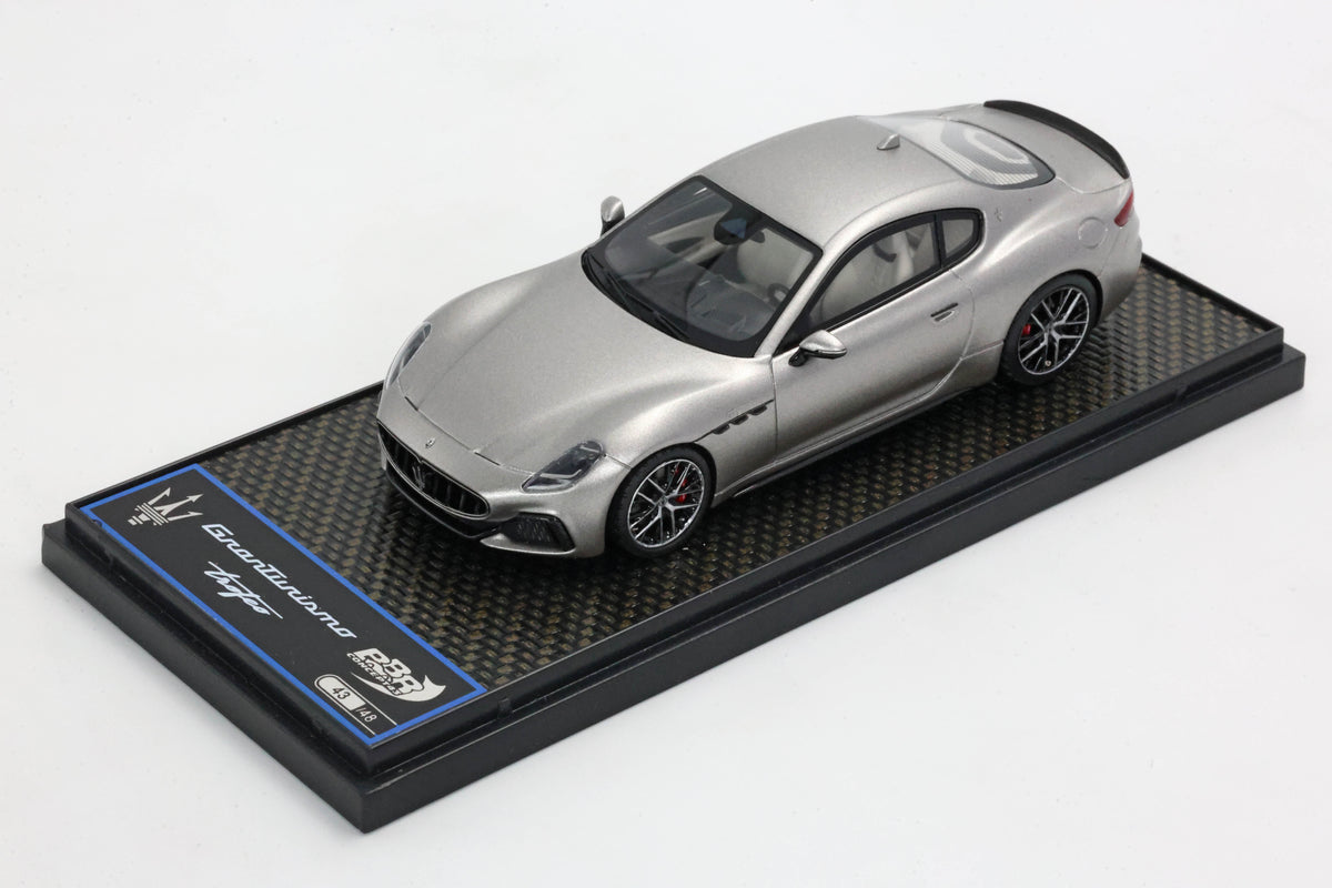 MASERATI GRANTURISMO TROFEO 2023 GRIGIO MARATEA MATT 1:43 - BBR Models - BBRC297B