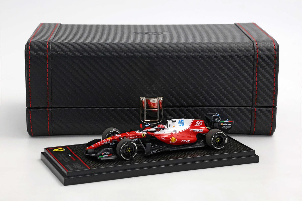 FERRARI SF26 F1 CHINESE GRAND PRIX - COFANETTO LECLERC - ANTEPRIMA MONDIALE 1:43 - BBR Models - BBRC332A16DR-COF
