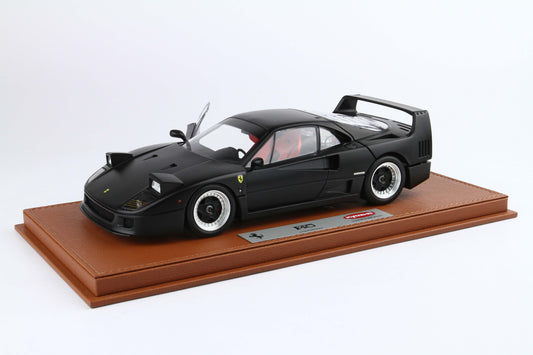 FERRARI F40 NERO OPACO GOMME DA NEVE E SEDILI ROSSI BBR-KYOSHO 1:18 - BBR Models - BBRKS008