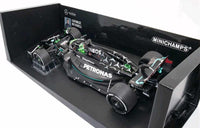 Mercedes - F1 W14 n°63 (2023) 1:18 - Bahrain GP - George Russell - Minichamps