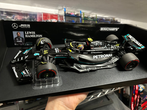 Mercedes - F1 W14 n°44 (2023) 1:18 - Australian GP - Lewis Hamilton - Minichamps