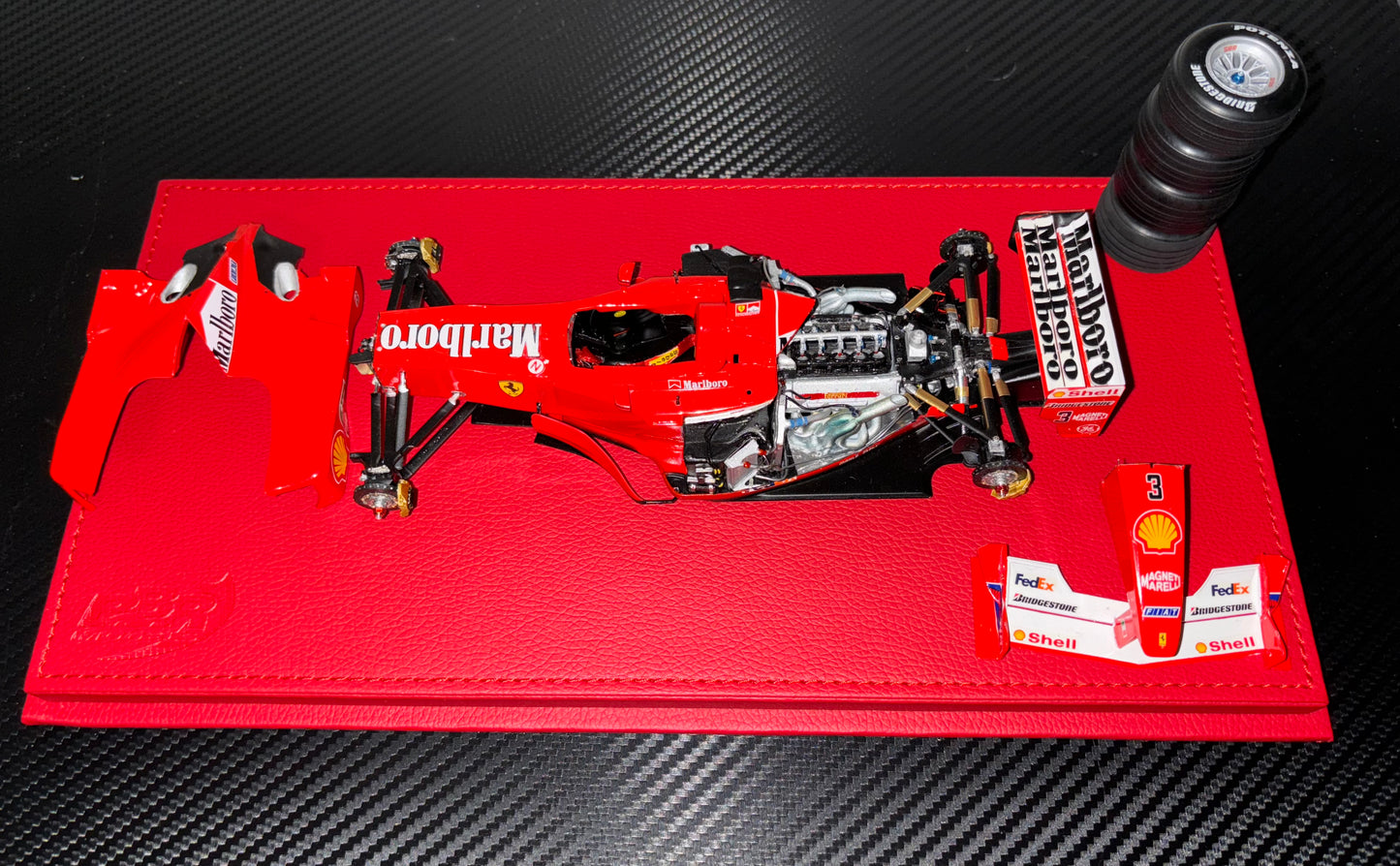 Ferrari F1-2000 - 1:20 - Michael Schumacher - Top Studio - (w/Plexi)