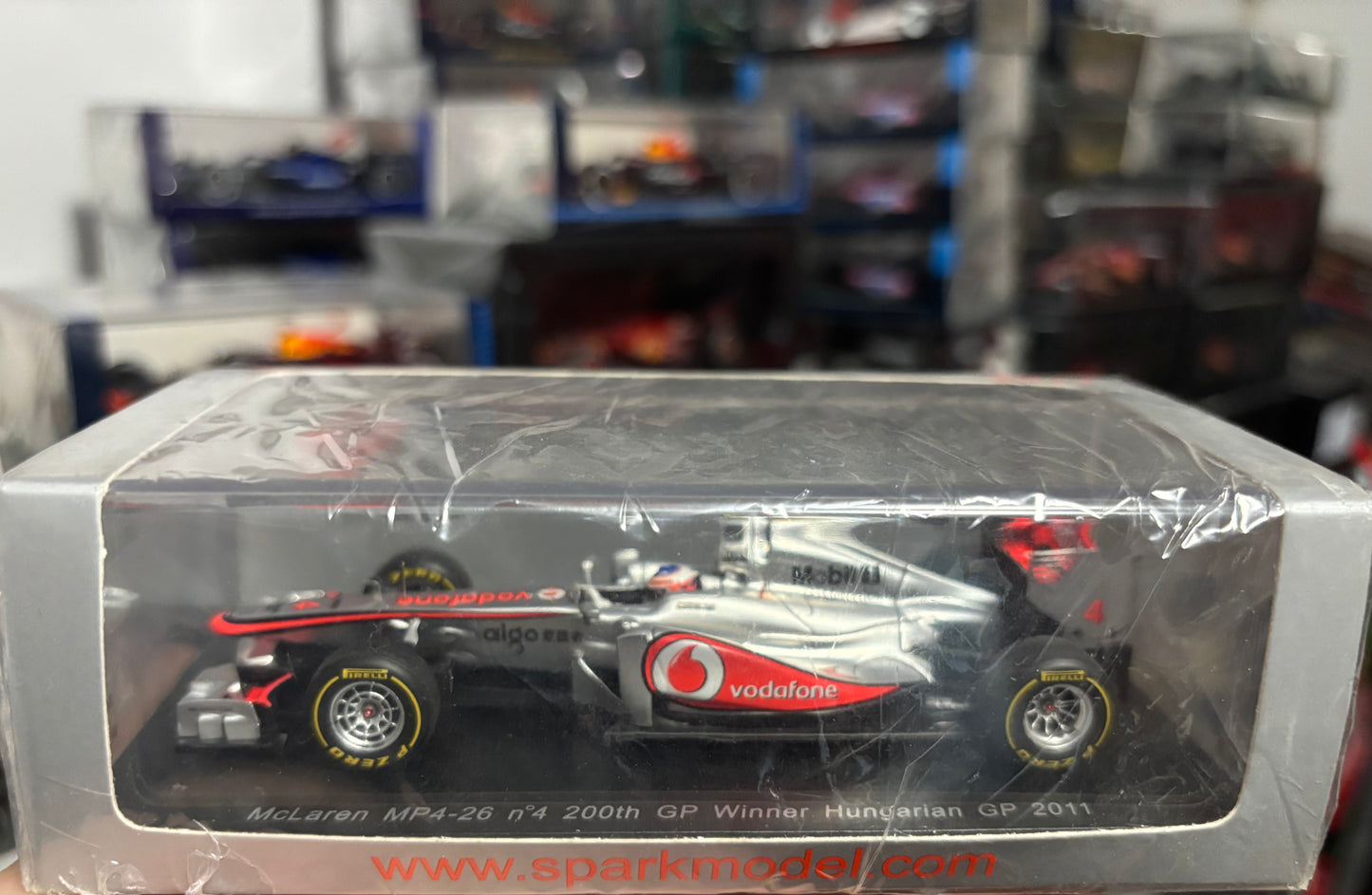 McLAREN Jenson BUTTON 2011 N.4 WINNER HUNGARIAN GP 1:43 - Spark