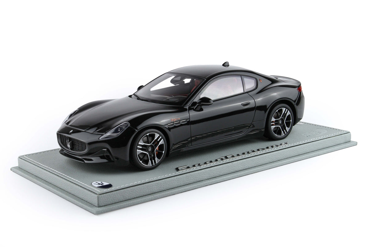 MASERATI GRANTURISMO FOLGORE 2023 NERO ASSOLUTO 1:18 - BBR Models - P18240C