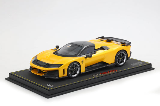 FERRARI F80 GIALLO TRISTRATO FRENI NERI - TETTO E ALETTONE CARBONIO 1:18 - BBR Models - P18253BGT