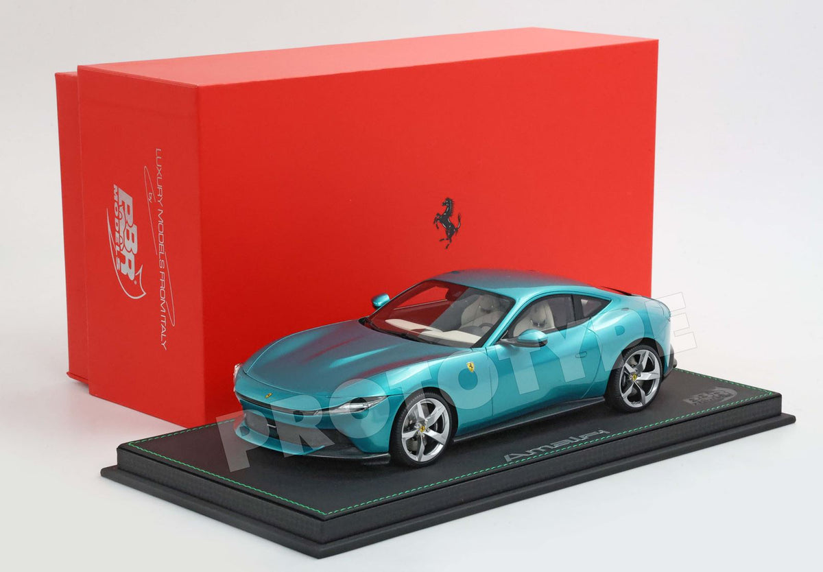 Ferrari Amalfi (2025) 1:18 - Verde Costiera - With Showcase - P18272E - BBR