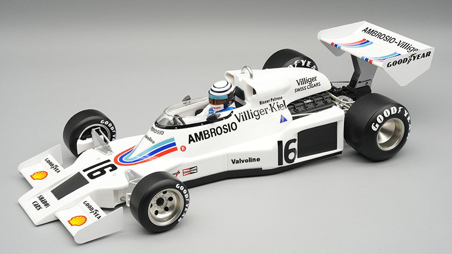 SHADOW DN8 1977 N.16 JAPAN GP RICCARDO PATRESE W/DRIVER 1:18
