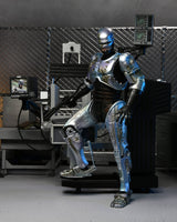 RoboCop Action Figure Ultimate Battle Damaged with Chair 18 cm - NECA