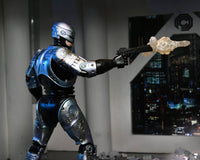 RoboCop Action Figure Ultimate Battle Damaged with Chair 18 cm - NECA