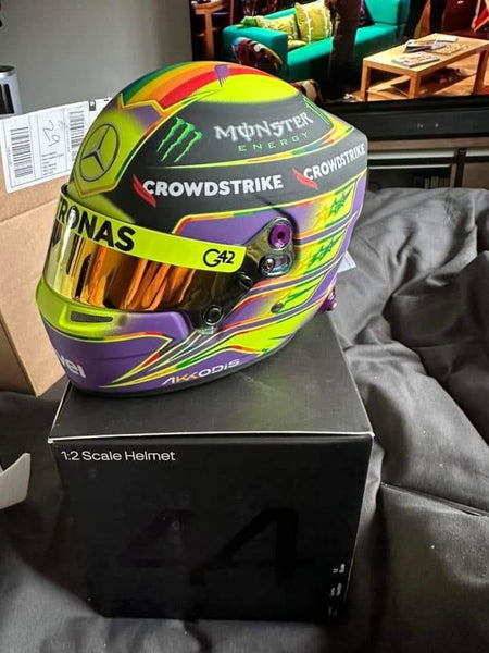 Lewis Hamilton Helmet 1/2 - 2023 - Bell