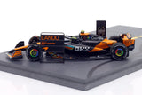McLaren - F1 MCL39 n°4 (2025) 1:43 - Lando Norris - 3rd Abu Dhabi GP - World Champion - With Pit Board - S9678 - Spark