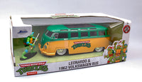 VW BUS T1 1962 W/TURTLE LEONARDO FIGURE 1:24