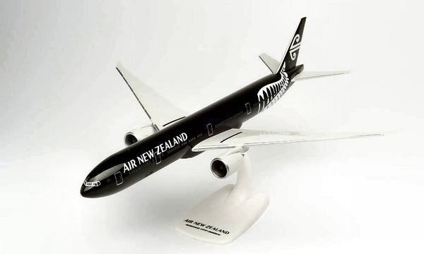 BOEING 777-300ER AIR NEW ZEALAND "ALL BLACKS" 1:200
