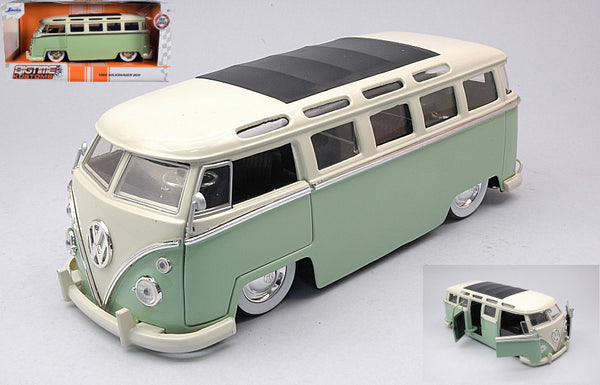 VW BUS T1 GREEN/WHITE 1:24