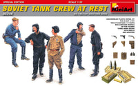 SOVIET TANK CREW AT REST SPECIAL EDITION KIT 1:35