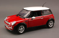 MINI COOPER 2000 RED/WHITE 1:18