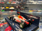 Red Bull - F1 Racing Honda RB16B n°11 (2021) 1:43 - 3rd Turkish GP - Sergio Perez - Minichamps