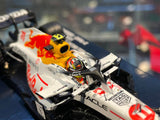 Red Bull - F1 Racing Honda RB16B n°11 (2021) 1:43 - سباق الجائزة الكبرى التركي الثالث - سيرجيو بيريز - مينيتشامبس 