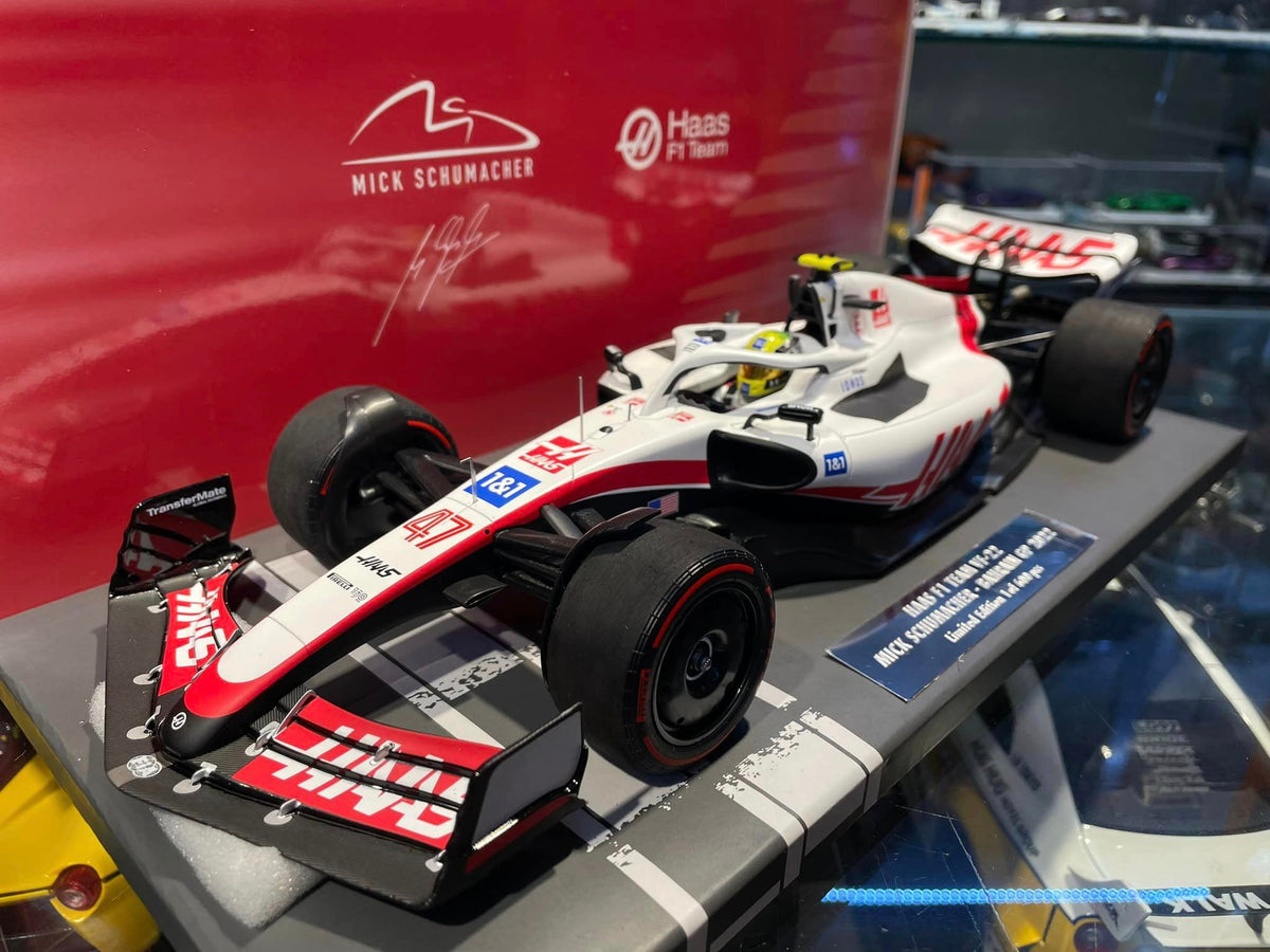 F1 HAAS VF-22 Mick Schumacher – Minichamps 1/18 – Bahrain GP 2022