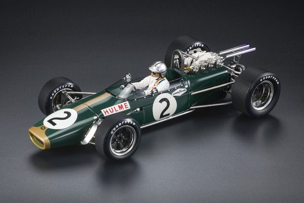 Brabham BT24 N*2 1:18 - بطل العالم دينيس هولم 1967 (مع السائق) - نسخ GP