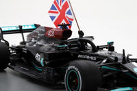 Silverstone, UK. 18th July, 2021. HAMILTON Lewis (gbr), Mercedes AMG F1 GP  W12 E Performance, portrait celebrating his victory at the podium with the  trophy during the Formula 1 Pirelli British Grand