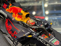 Red Bull RB16B (2021) 1:18 - ماكس فيرستابين - SPA GP 2021 - Minichamps 