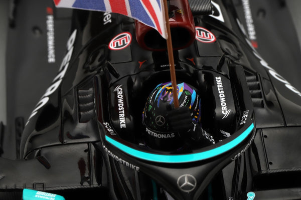 Silverstone, UK. 18th July, 2021. HAMILTON Lewis (gbr), Mercedes AMG F1 GP  W12 E Performance, portrait celebrating his victory at the podium with the  trophy during the Formula 1 Pirelli British Grand