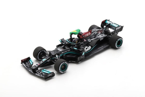 مرسيدس F1 W12 لويس هاميلتون فريق AMG Petronas الفائز بسباق البرازيل GP 2021 - 1:43 سبارك 